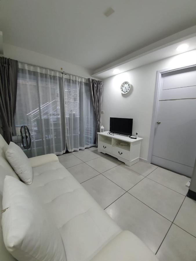 Двух-Комнатная Квартира В Кондоминимуме "Tropikal Garden" Pattaya Ngoại thất bức ảnh