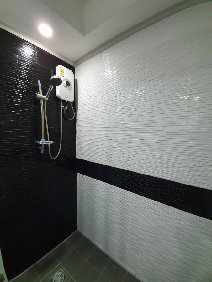 Двух-Комнатная Квартира В Кондоминимуме "Tropikal Garden" Pattaya Ngoại thất bức ảnh