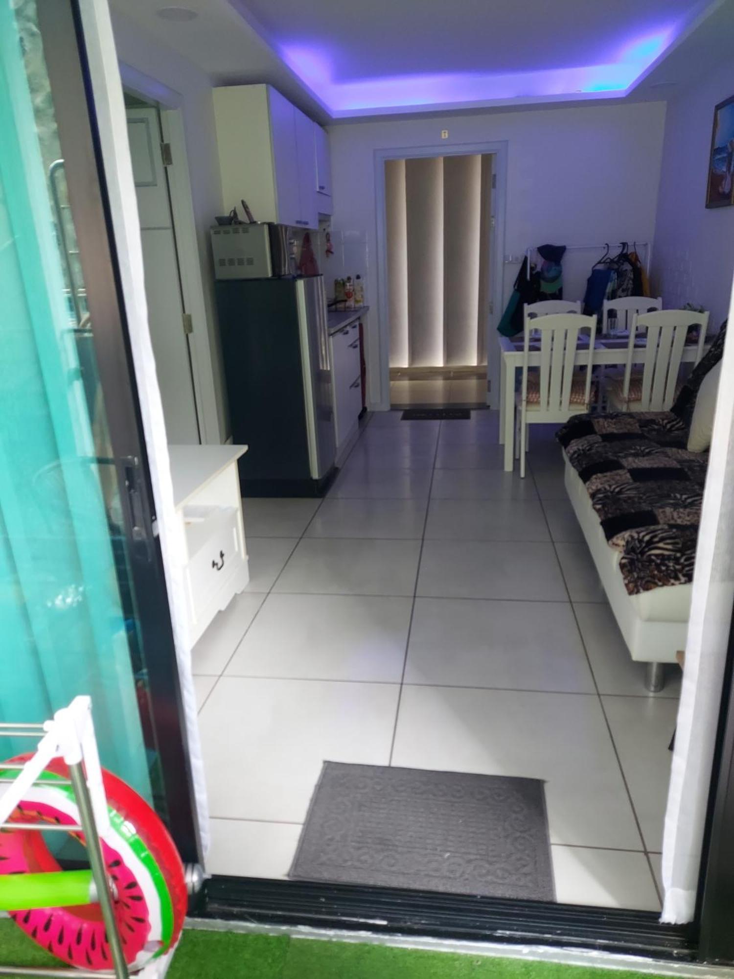 Двух-Комнатная Квартира В Кондоминимуме "Tropikal Garden" Pattaya Ngoại thất bức ảnh